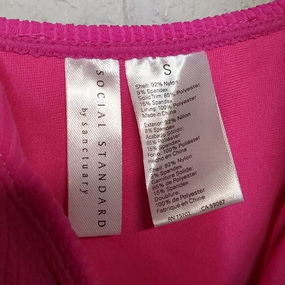 Social Standard Women's One Piece Barbie Pink Swimsuit Size Small - Picture 6 of 9